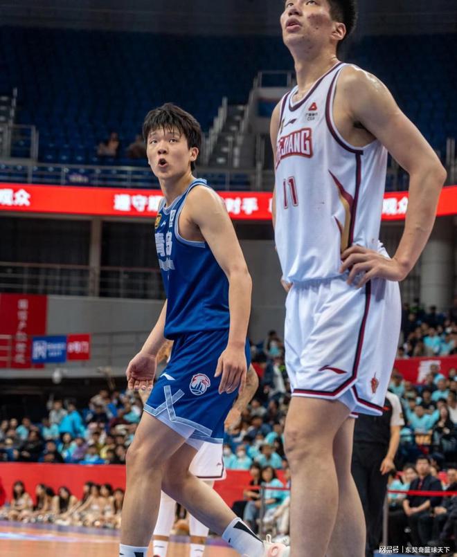 关于首次进入季后赛的可能性，谁是黑马？的信息